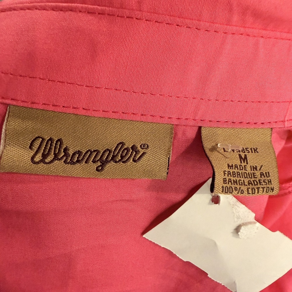 NWT Wrangler Womens M Rodeo Cowgirl Shirt Pink Rhinestones Ultimate Performance - Picture 9 of 9